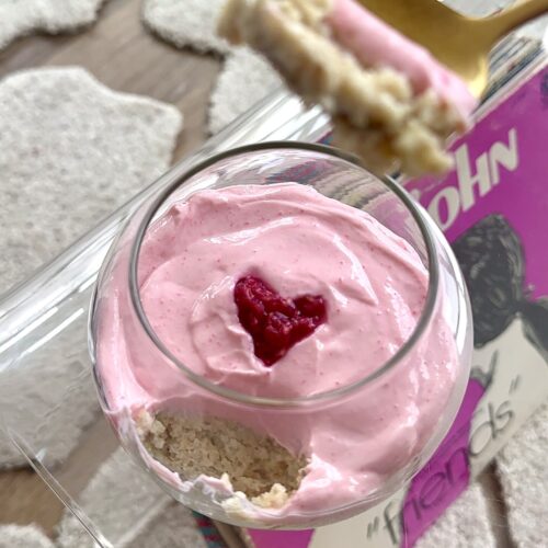 Jammy Heart Overnight Oats