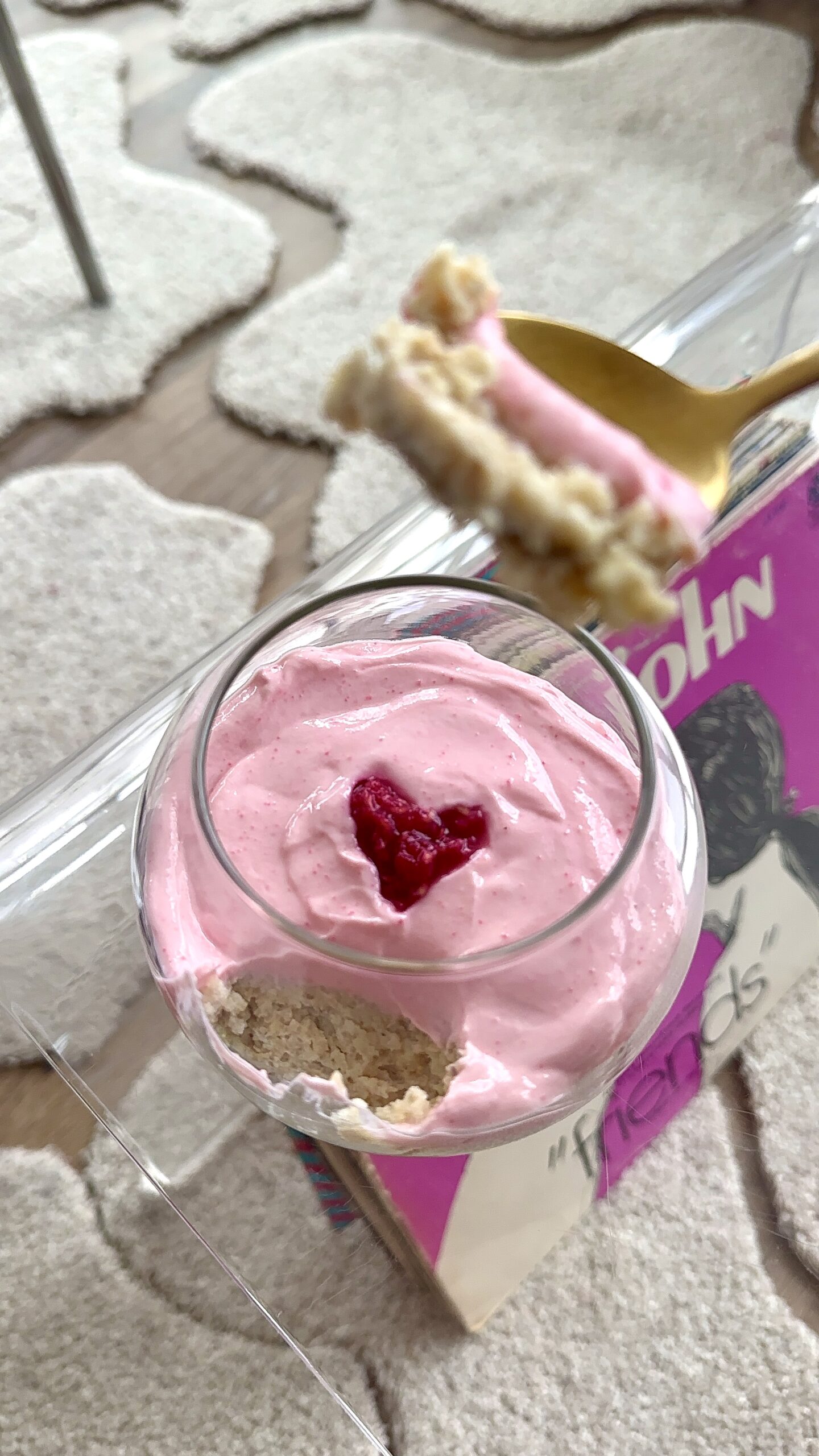 Jammy Heart Overnight Oats