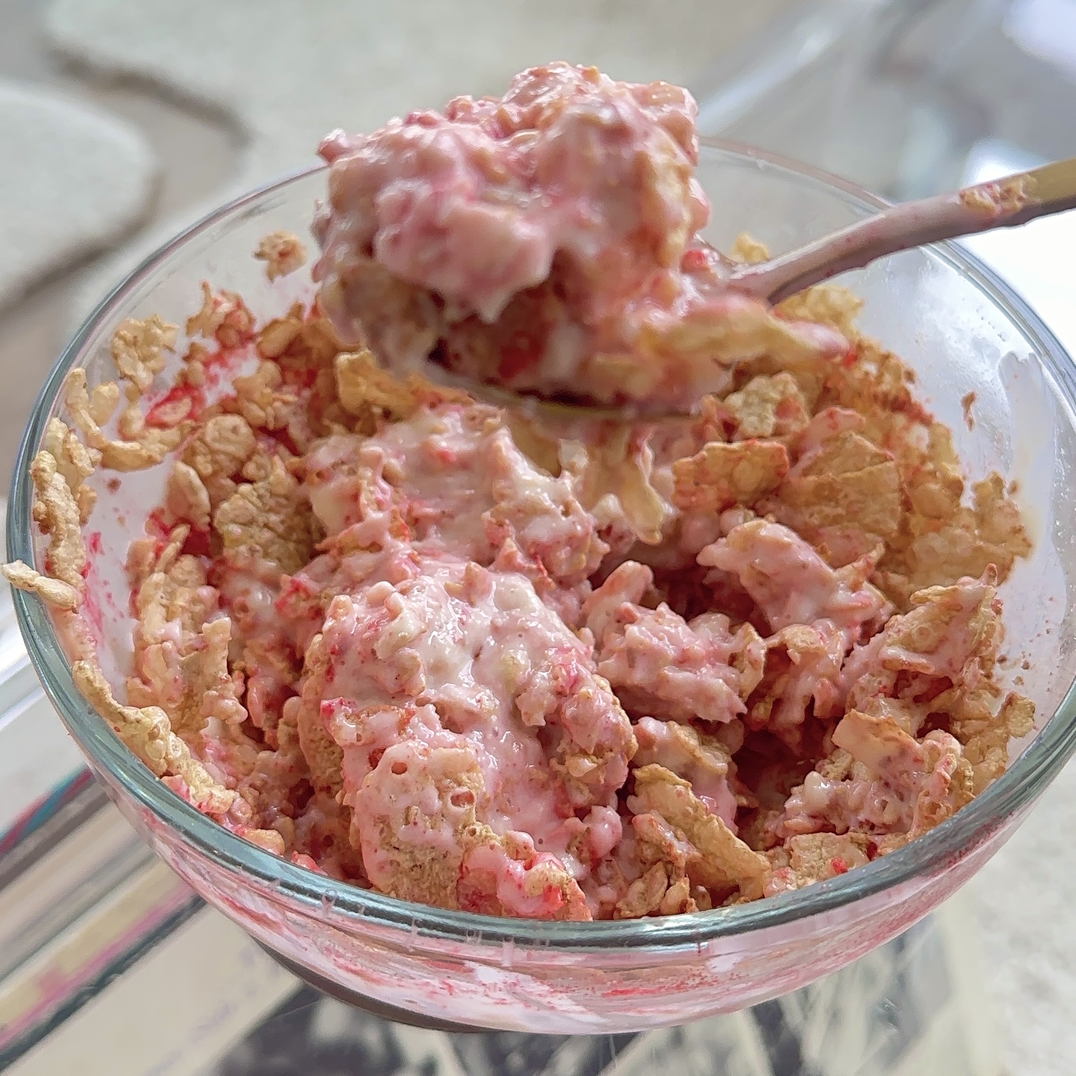 Strawberry Cheesecake Frozen Cereal